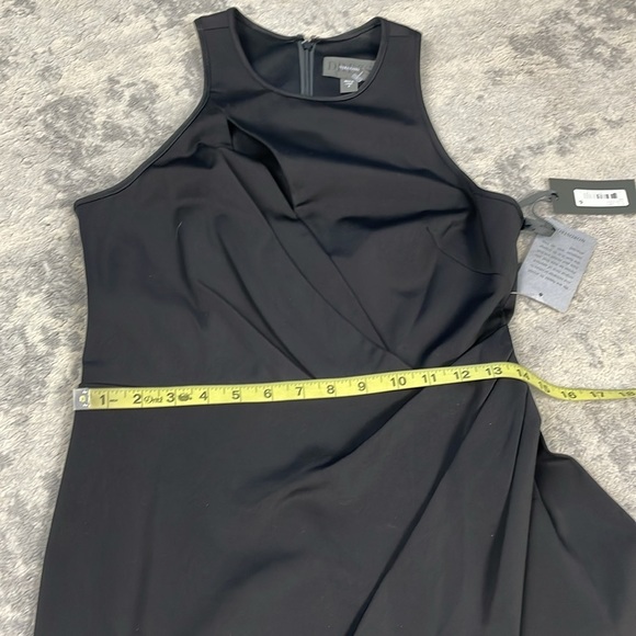 NWT Vera Wang Sleeveless Stretch Cocktail Dress Side Ruffle Slit Neck LBD Sz 4 - Picture 9 of 14